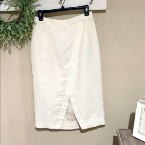 Jennifer Lopez pencil skirt